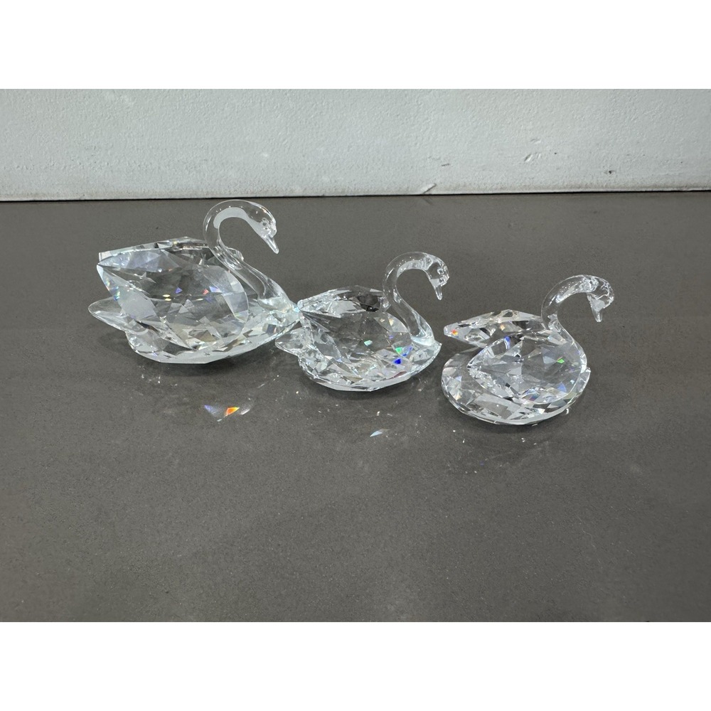 Set Of 3 Beautiful Swarovski Swan Beauties of the Lake Retired